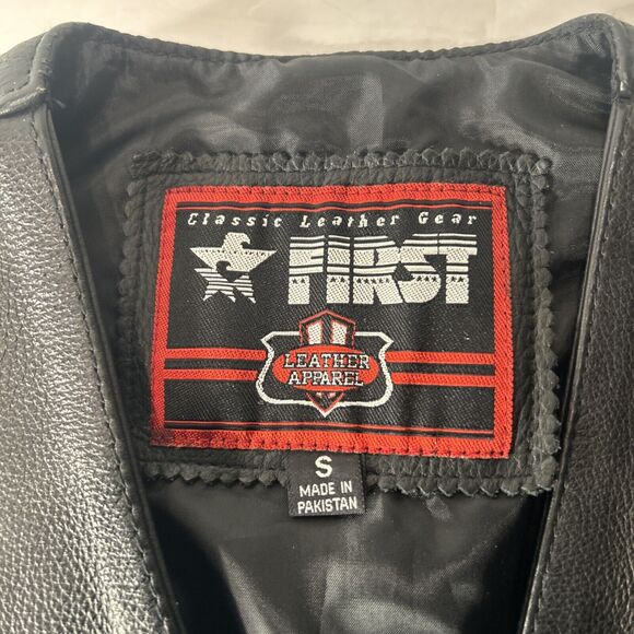 First Classic Women’s Leather Biker Vest Size Small Black Braided Lace Sides - Picture 2 of 10